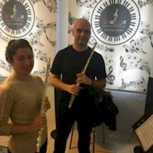 Deniz Müzik Merkezi: Piyano Kursu, Gitar Kursu, Keman Kursu, Bağlama Kursu