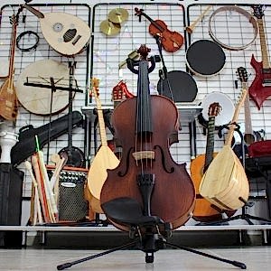 Deniz Müzik Merkezi: Piyano Kursu, Gitar Kursu, Keman Kursu, Bağlama Kursu